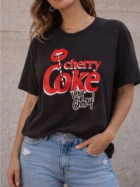 Torrid Cherry Coke Graphic Tee Black Plus Size 0 (L) Relaxed Fit Coca Cola Shirt